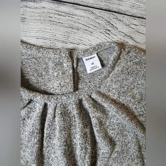 Old navy jumpsuit - Picture 2 of 3